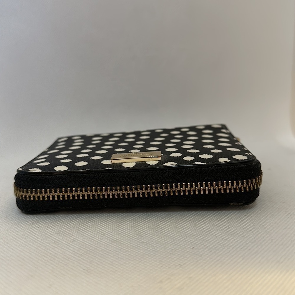 Kate Spade Crosshatch Leather Scatter Dot Zipper Wallet - EUC - Picture 11 of 12